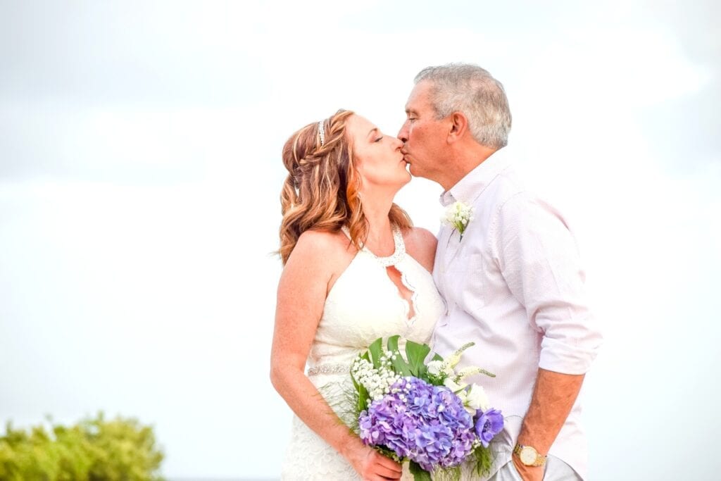 You are currently viewing Real Wedding in Key West – Douglas & Karen – Driftwood Package