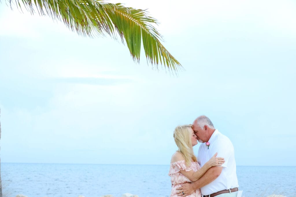 You are currently viewing Real Wedding in Islamorada – Donna & Henry – High Tide Package