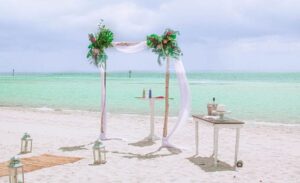 Real Wedding in Key West – NICOLE & JAMES – Hightide Package