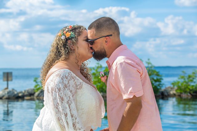 Check Out This Real Wedding in Key Largo Featuring our Driftwood Package