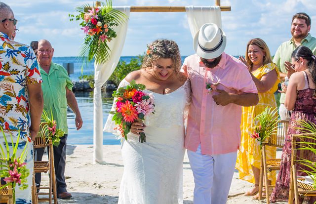 Check Out This Real Wedding in Key Largo Featuring our Driftwood Package
