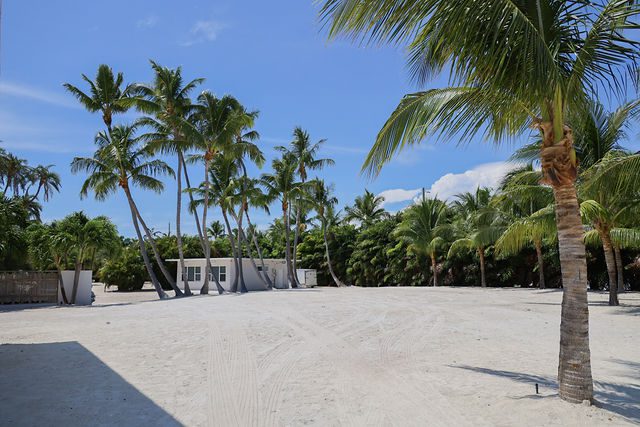 The Oasis Beach House Wedding Venue Islamorada