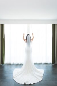 Read more about the article How To Choose The Perfect Wedding Dress